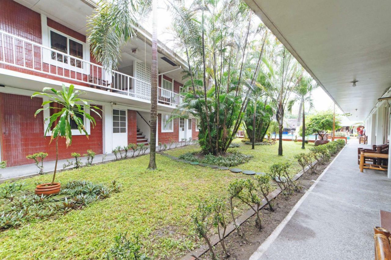 RedDoorz Premium @ Clarkview Angeles City Zewnętrze zdjęcie