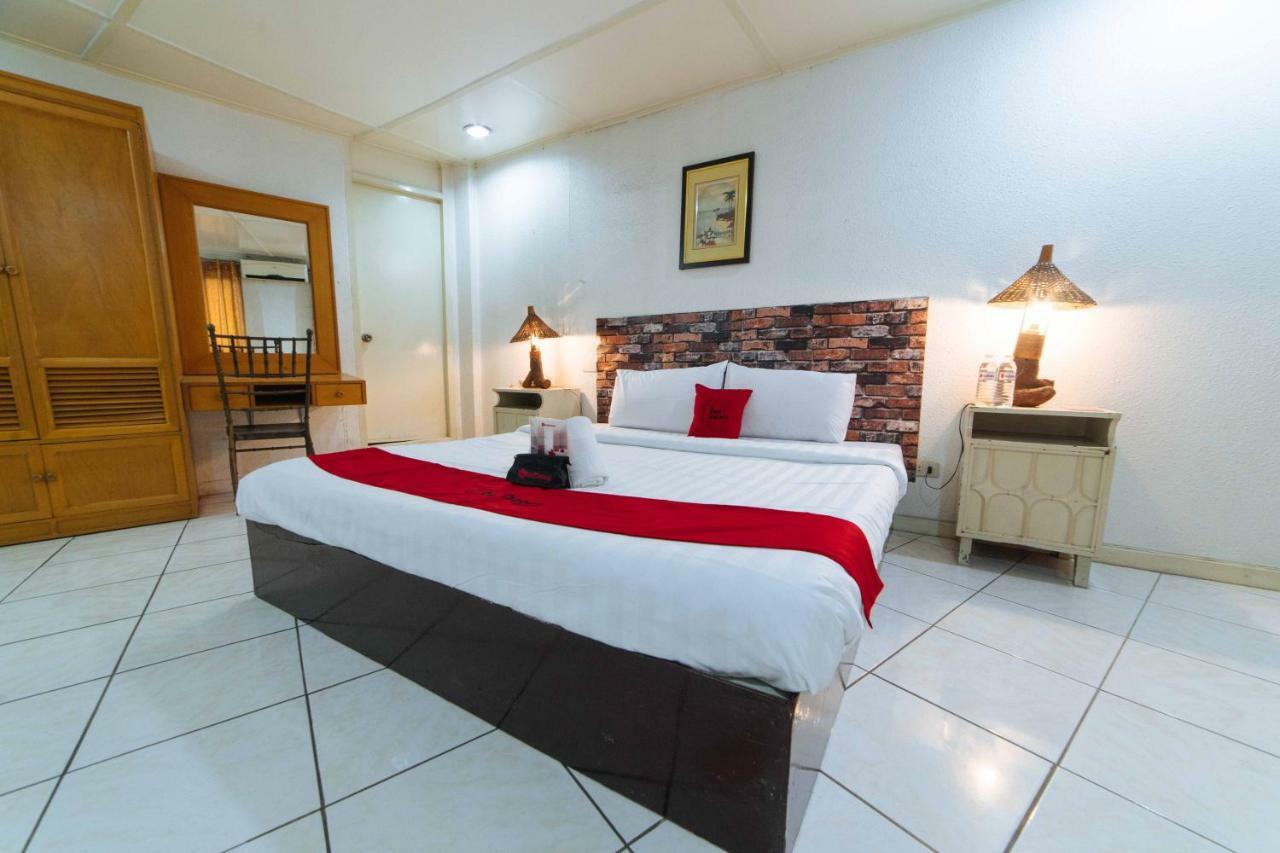 RedDoorz Premium @ Clarkview Angeles City Zewnętrze zdjęcie
